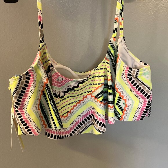 L A Hearts NWT Womens Swim Bikini Top Multi Color Size Large - Picture 9 of 9